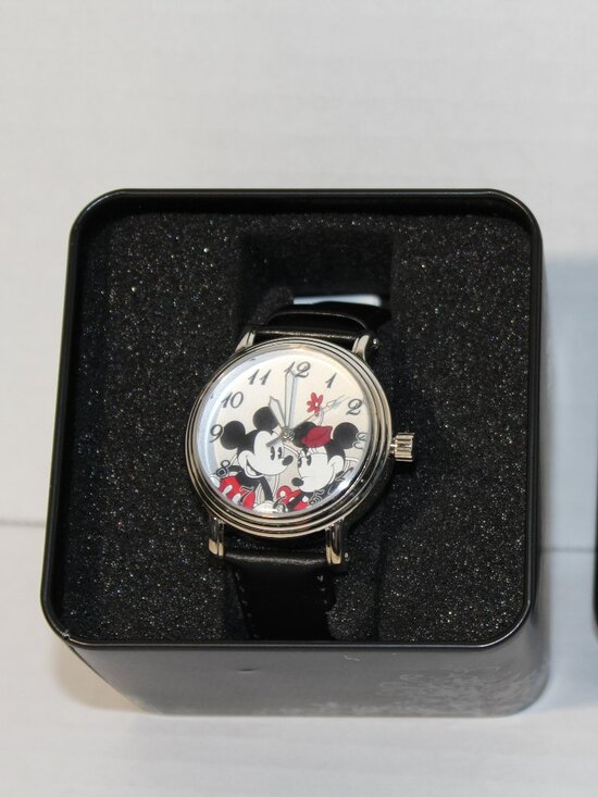 Disney Mickey & Minnie by ewatchfactory W002335 NEW IN BOX main image 10